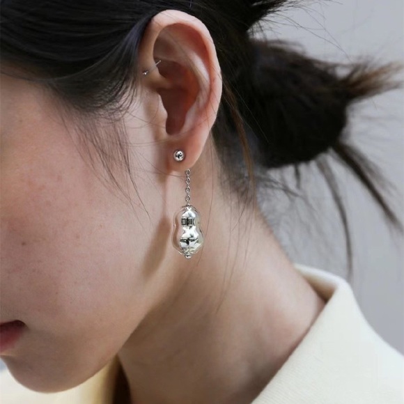 Premium Mismatched irregular shaped silver bean drop earrings - Picture 2 of 6